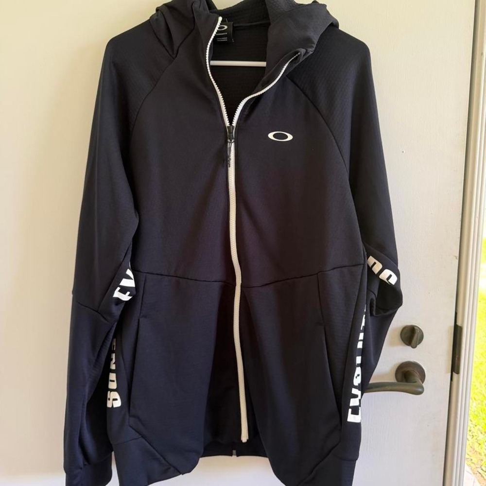 Oakley Mens Performance Fit Zip Up Hoodie Black Navy Evolution Never Ends XL